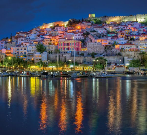 kavala-night